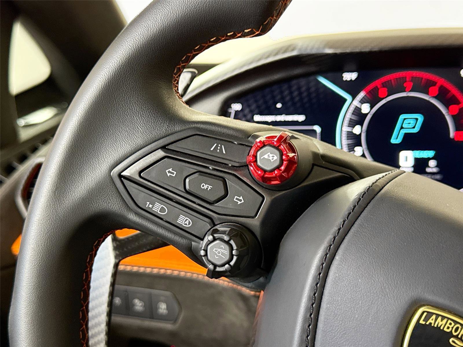 Used 2024 Lamborghini Revuelto image 23