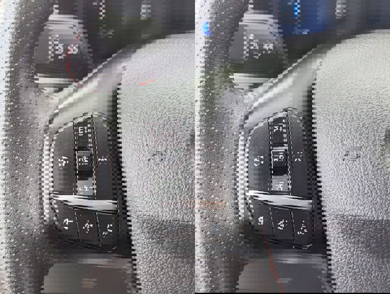 Used 2024 Ford Escape ST-Line AWD/4WD image 28