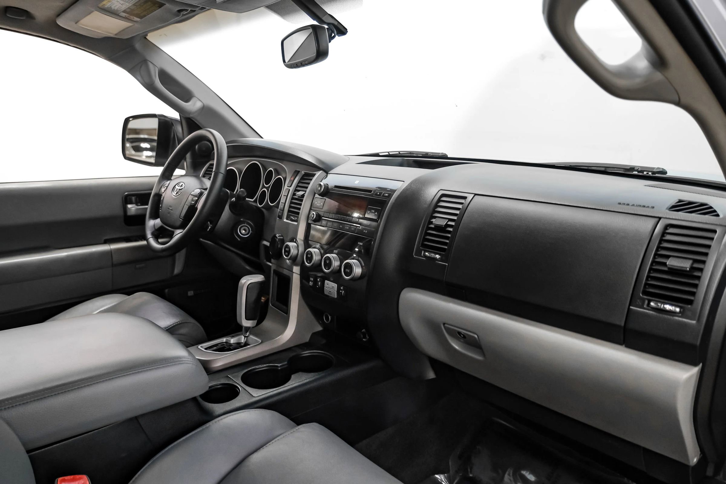 Used 2013 Toyota Sequoia Limited RWD image 7