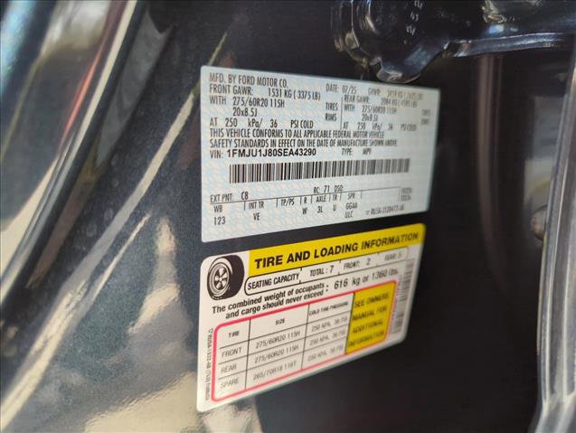 Used 2025 Ford Expedition Active image 28