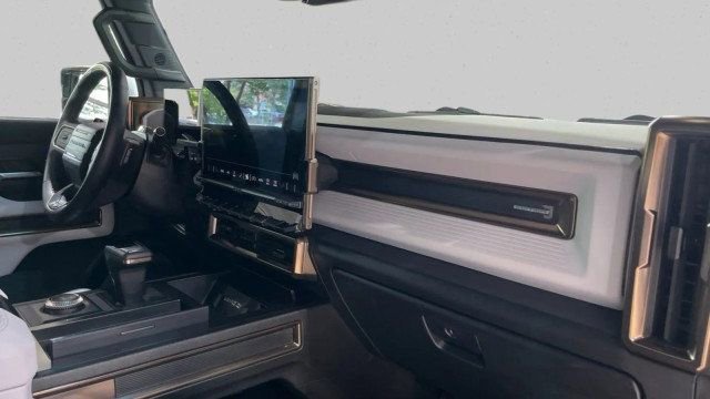 Used 2023 GMC Hummer EV Edition 1 AWD/4WD image 19