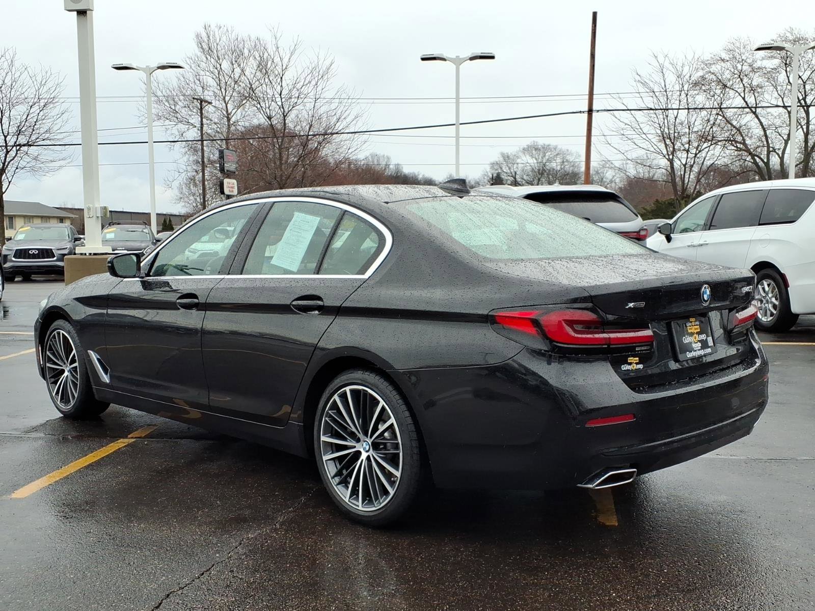 Used 2023 BMW 540i xDrive w/ Premium Package image 10