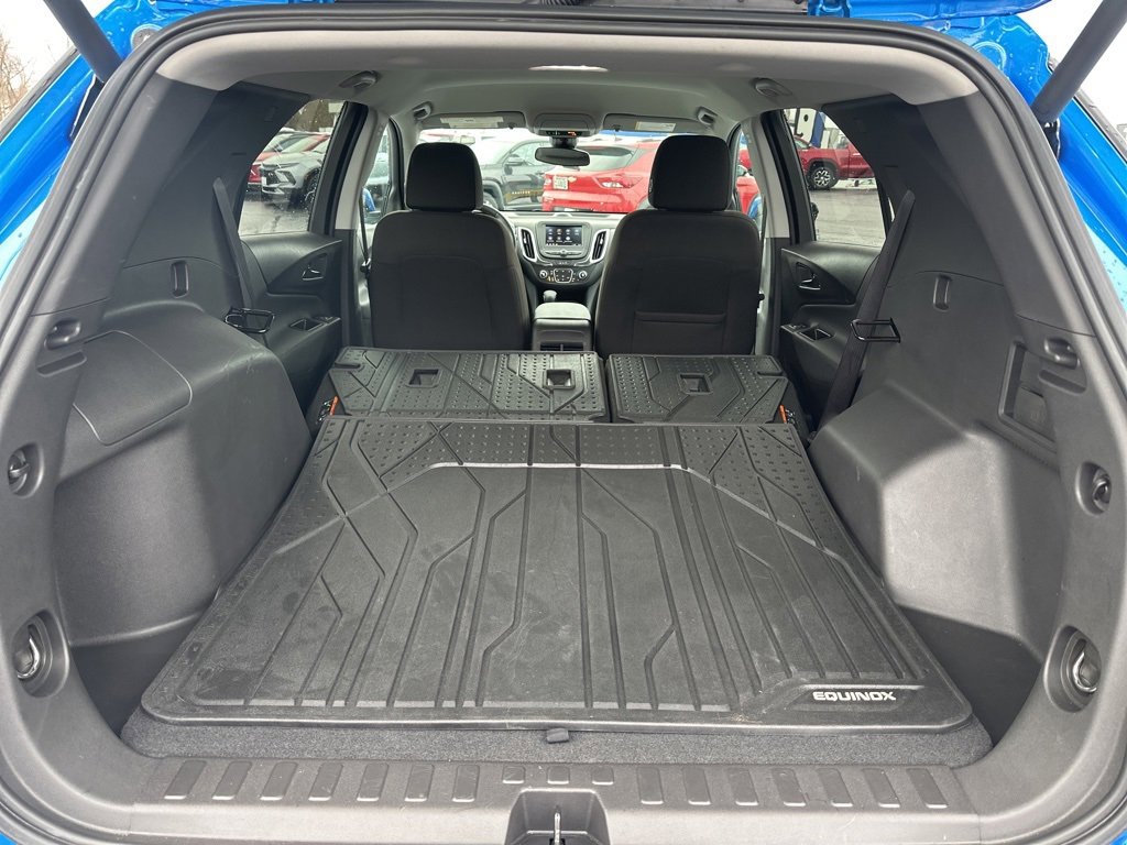 Used 2024 Chevrolet Equinox LT w/ LPO, Floor Liner Package image 11
