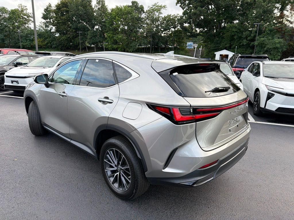 Used 2022 Lexus NX 350h AWD w/ Towing Package (2000 Lbs) image 7