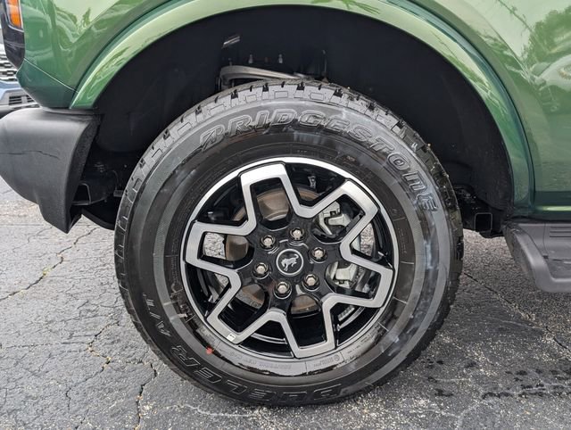 Used 2025 Ford Bronco Outer Banks image 21