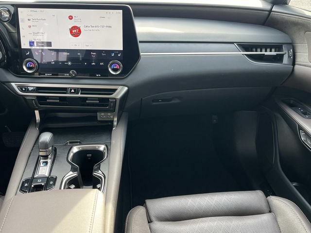 Used 2024 Lexus RX 350 FWD w/ Convenience Package image 13