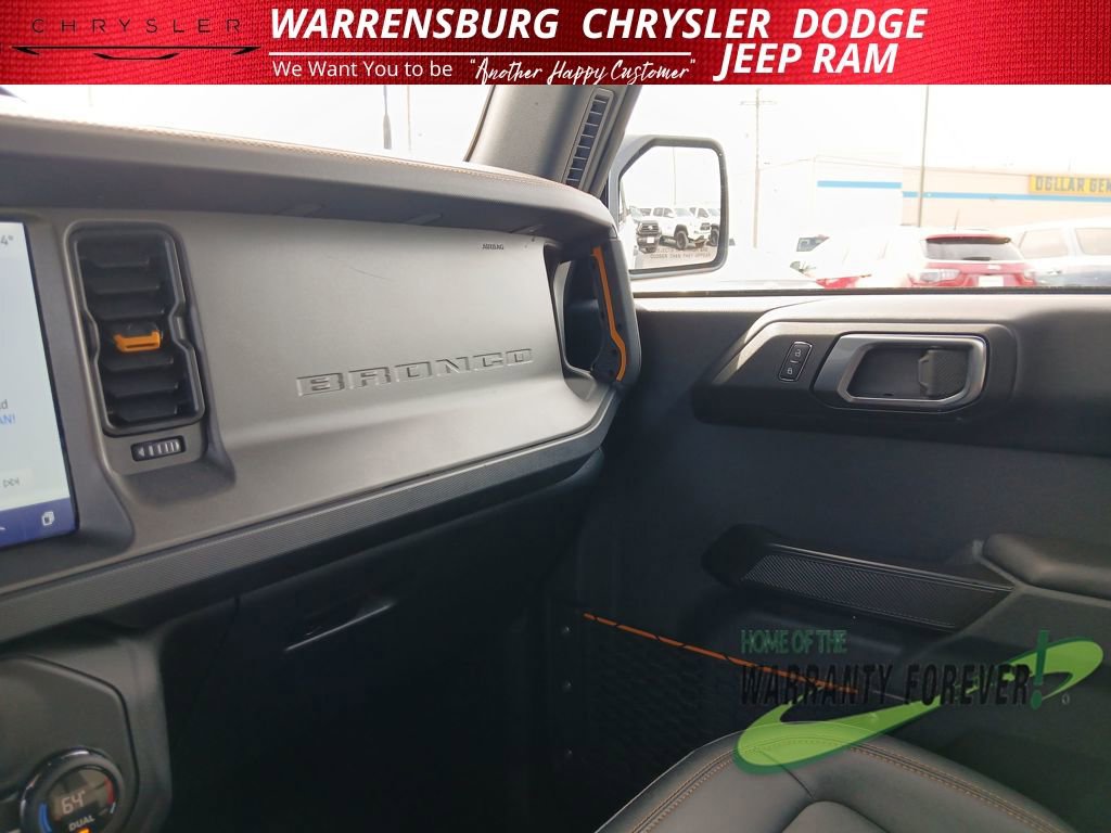 Used 2024 Ford Bronco Badlands image 34