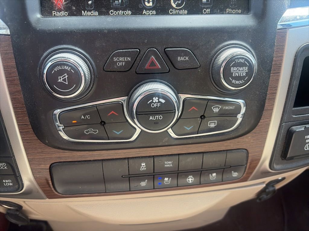 Used 2017 RAM 1500 Laramie AWD/4WD image 16
