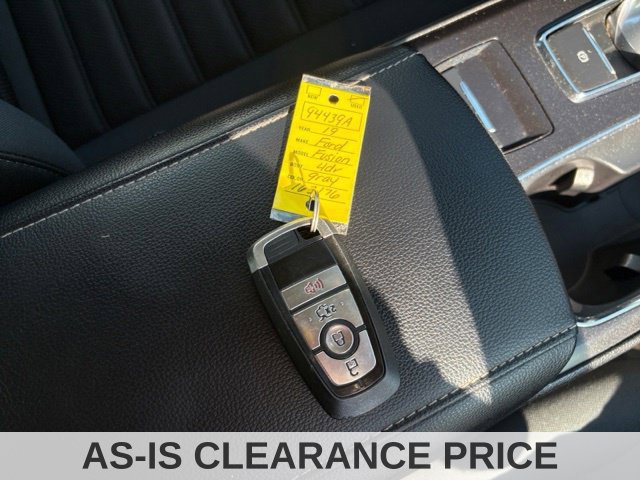 Used 2019 Ford Fusion SE FWD image 17