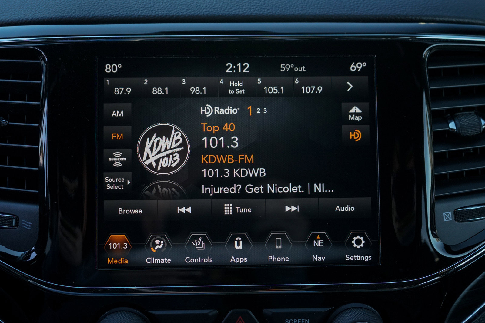 Used 2019 Jeep Grand Cherokee Limited image 14