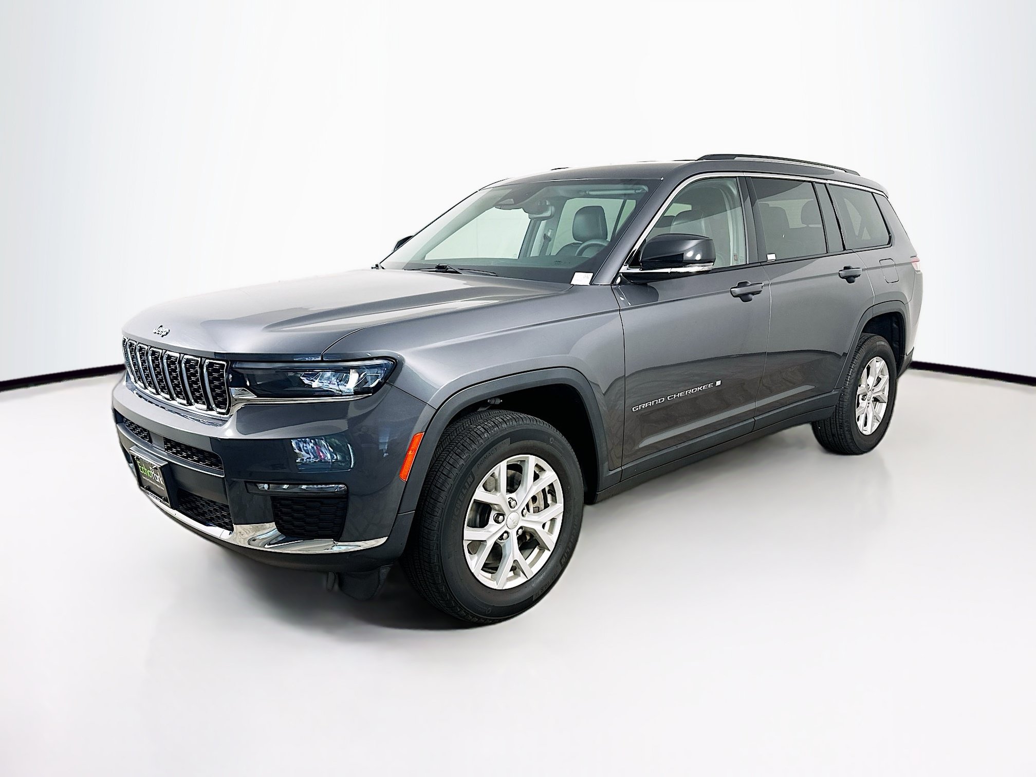 Used 2023 Jeep Grand Cherokee L Limited AWD/4WD image 3