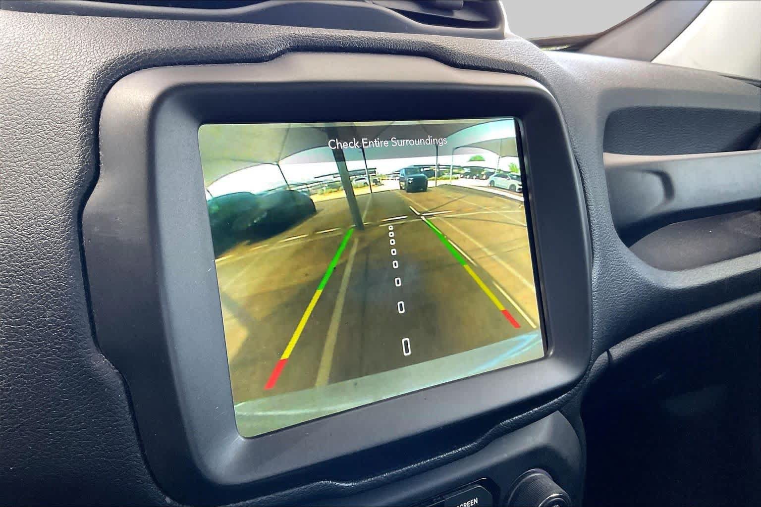 Used 2020 Jeep Renegade Altitude w/ UConnect 8.4 Nav Group AWD/4WD image 27
