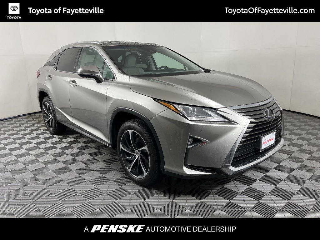 Used 2017 Lexus RX 450h AWD image 16
