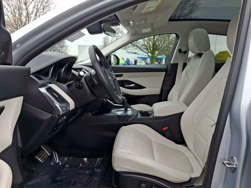 Used 2020 Jaguar E-PACE R-Dynamic SE image 13