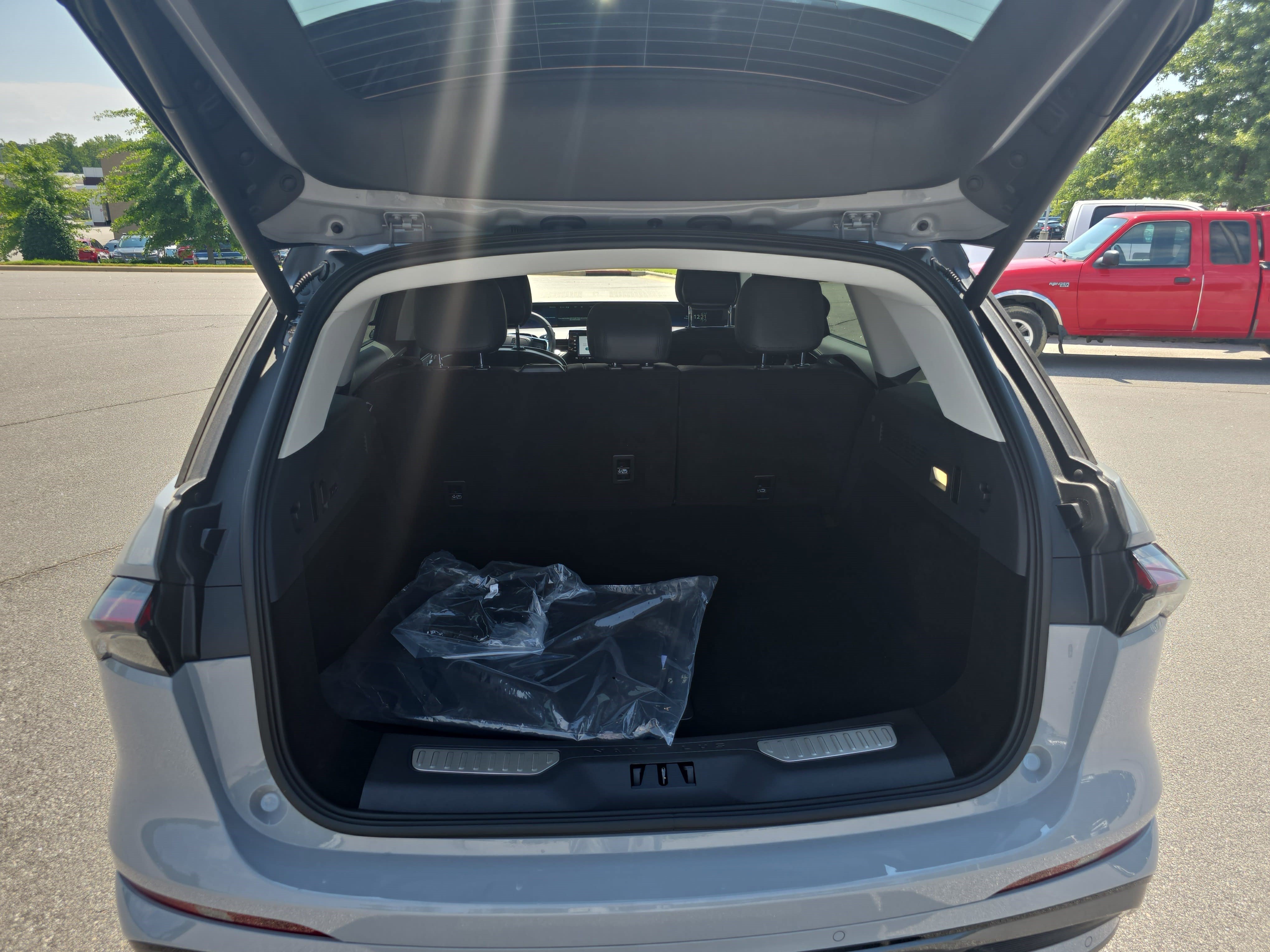 New 2026 Lincoln Nautilus Reserve AWD/4WD image 12