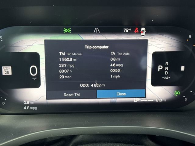 New 2025 Volvo XC60 B5 Plus w/ Protection Package Premier AWD/4WD image 12