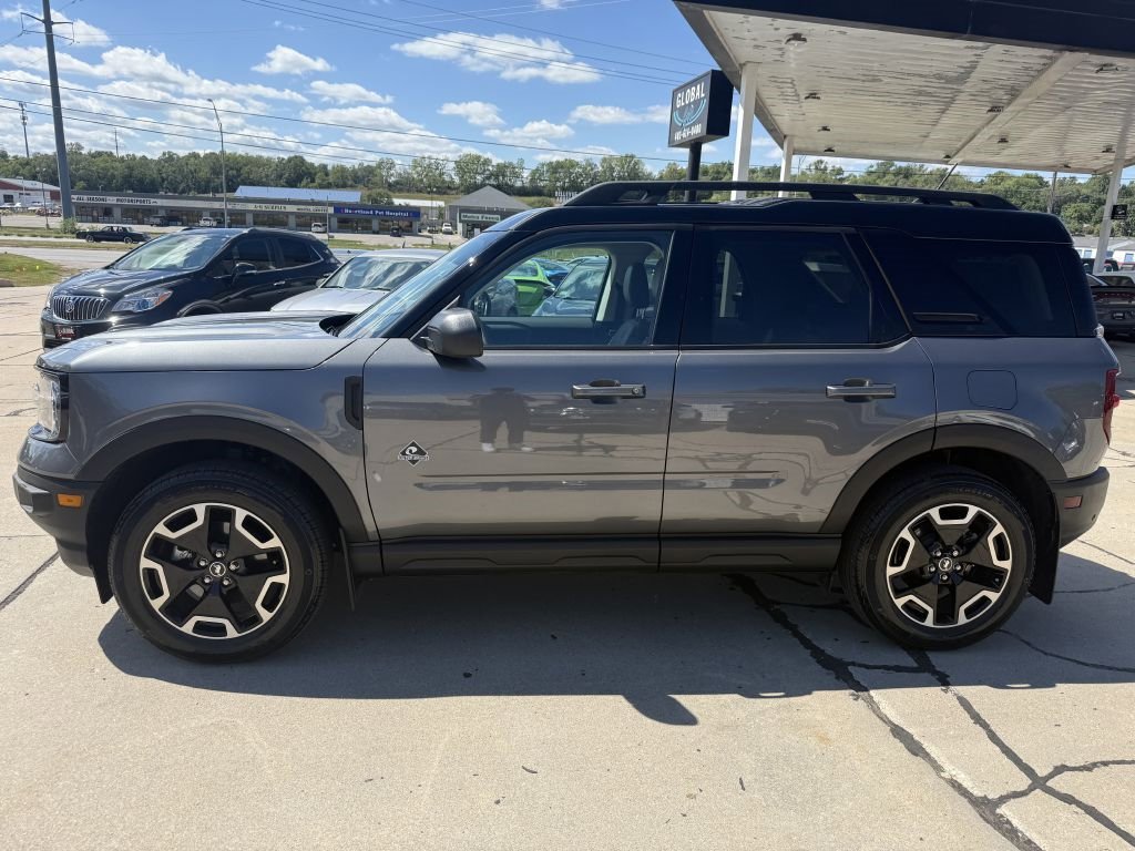 Used 2024 Ford Bronco Sport Outer Banks image 4