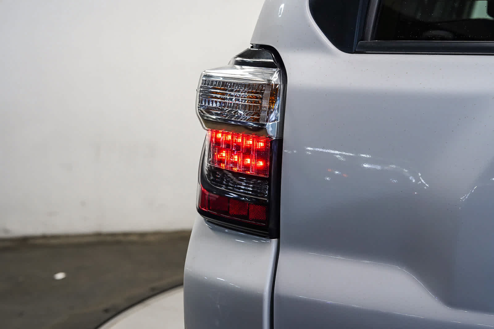 Used 2024 Toyota 4Runner SR5 Premium AWD/4WD image 11