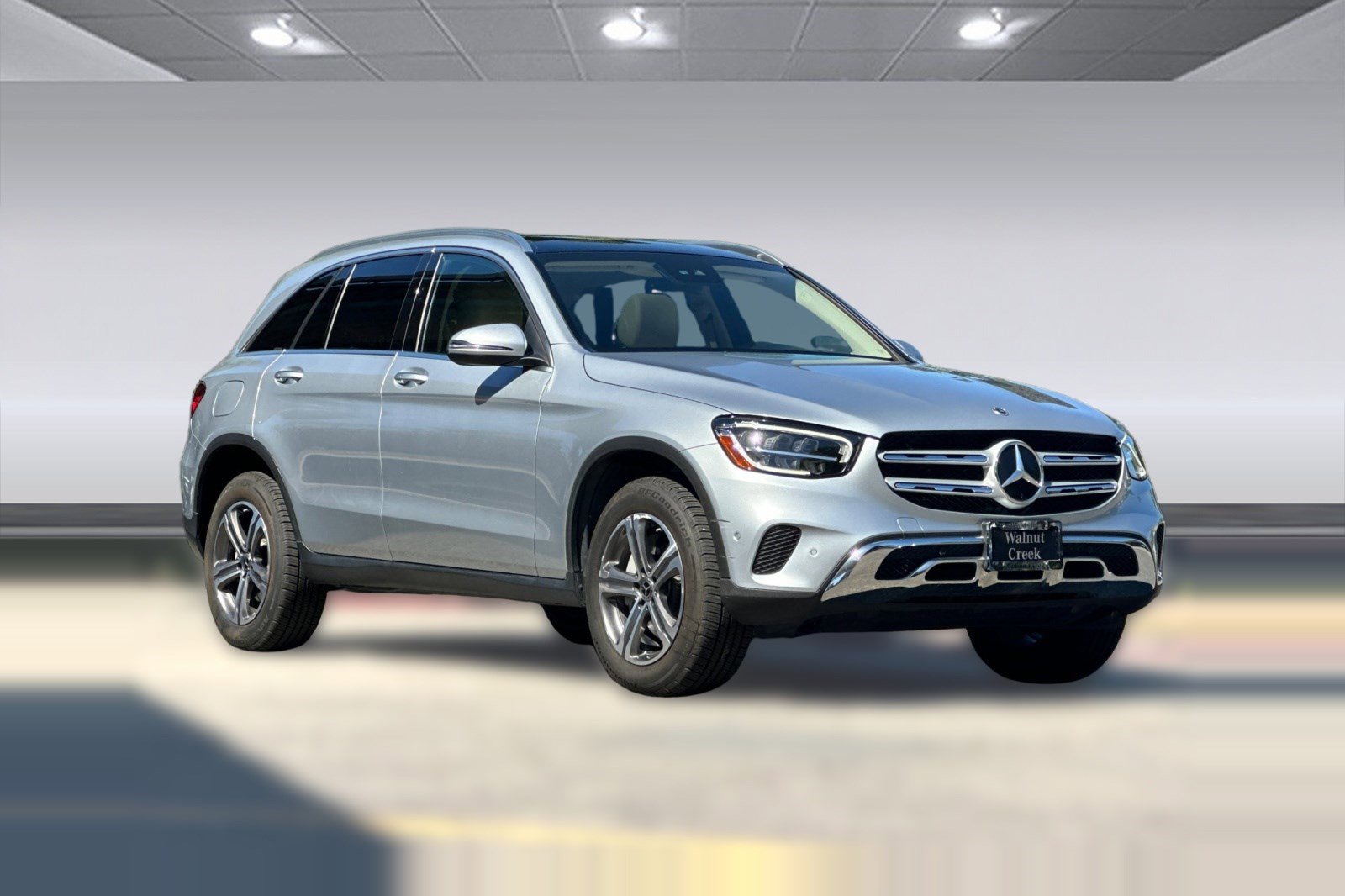 Used 2022 Mercedes-Benz GLC 300 4MATIC image 6