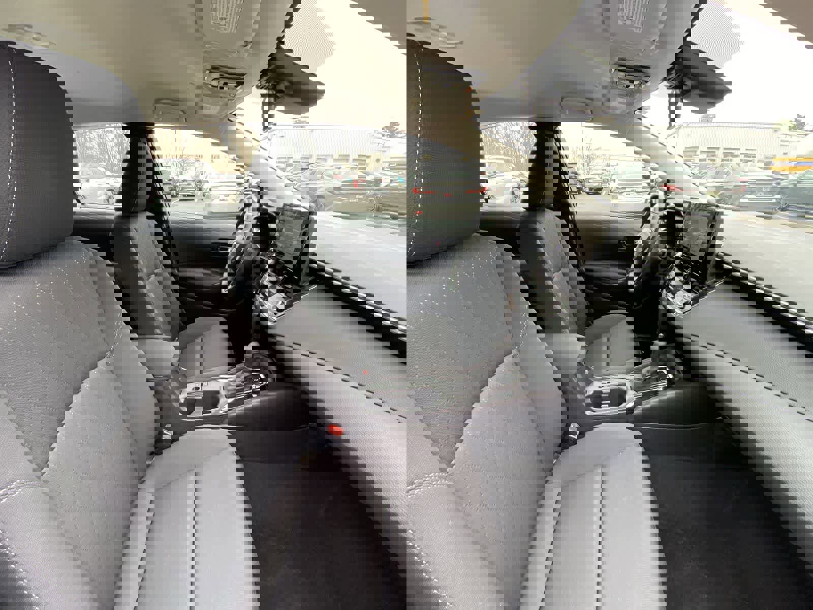 Used 2025 Toyota Corolla LE image 24