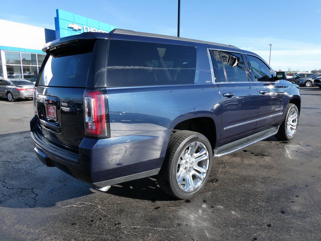 Used 2020 GMC Yukon XL SLT w/ Premium Edition image 5