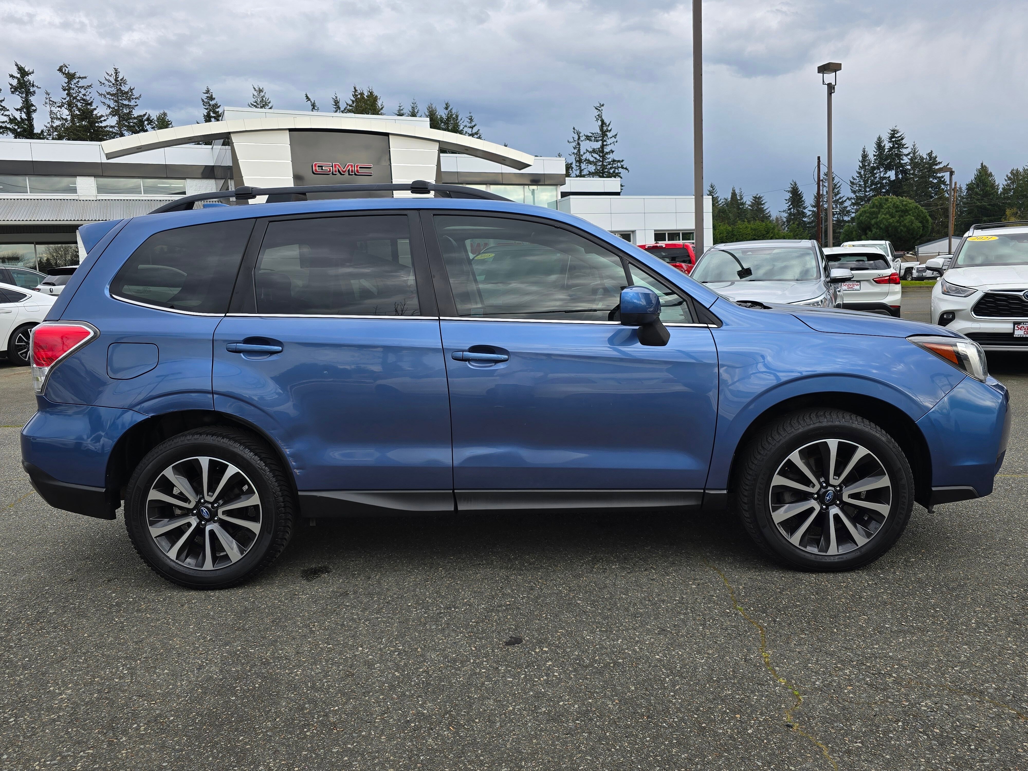 Used 2017 Subaru Forester 2.0XT Premium w/ Popular Package #2A AWD/4WD image 8