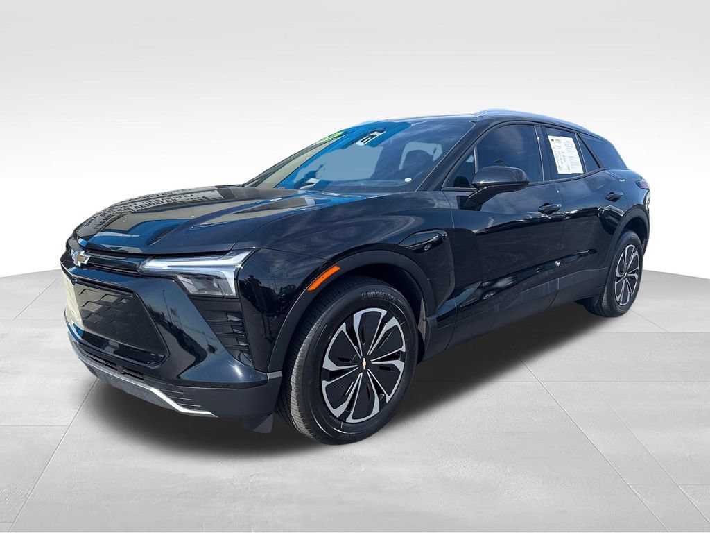 Used 2024 Chevrolet Blazer EV LT AWD/4WD image 2