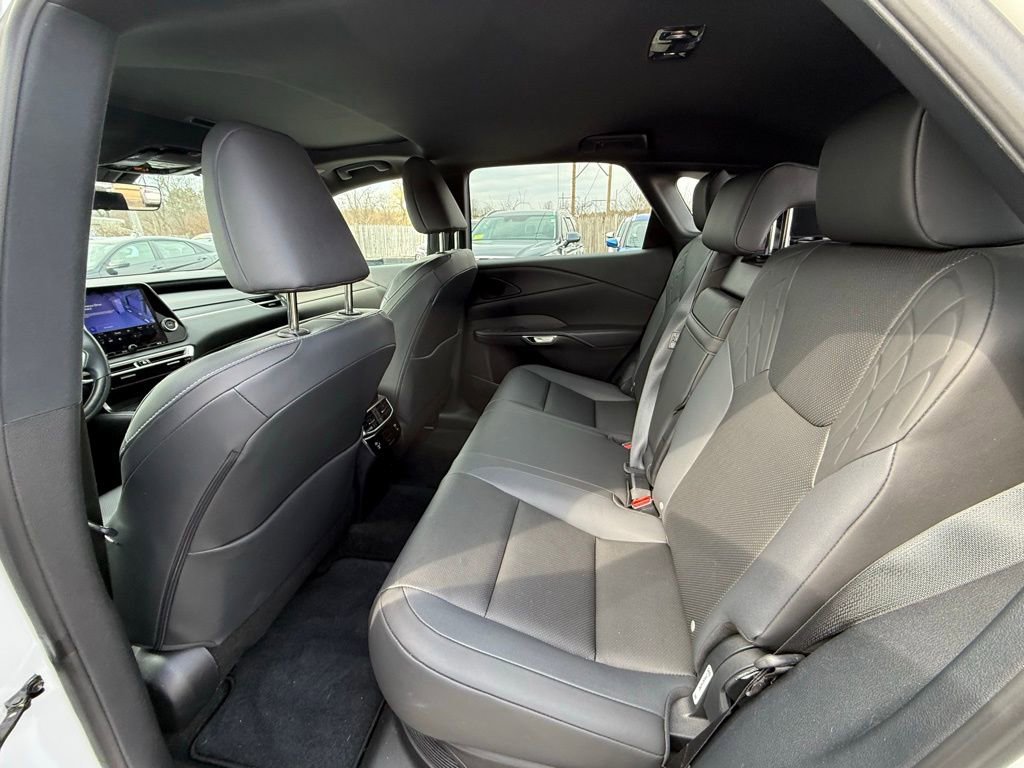 Used 2024 Lexus RX 350h w/ Cold Area Package image 16
