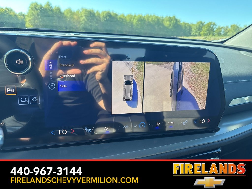 New 2026 Chevrolet Traverse LT w/ Driver Confidence Package image 31