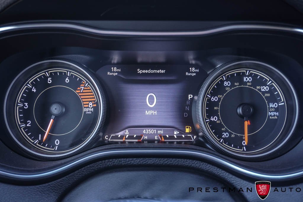 Used 2019 Jeep Cherokee Trailhawk w/ Cold Weather Group image 29