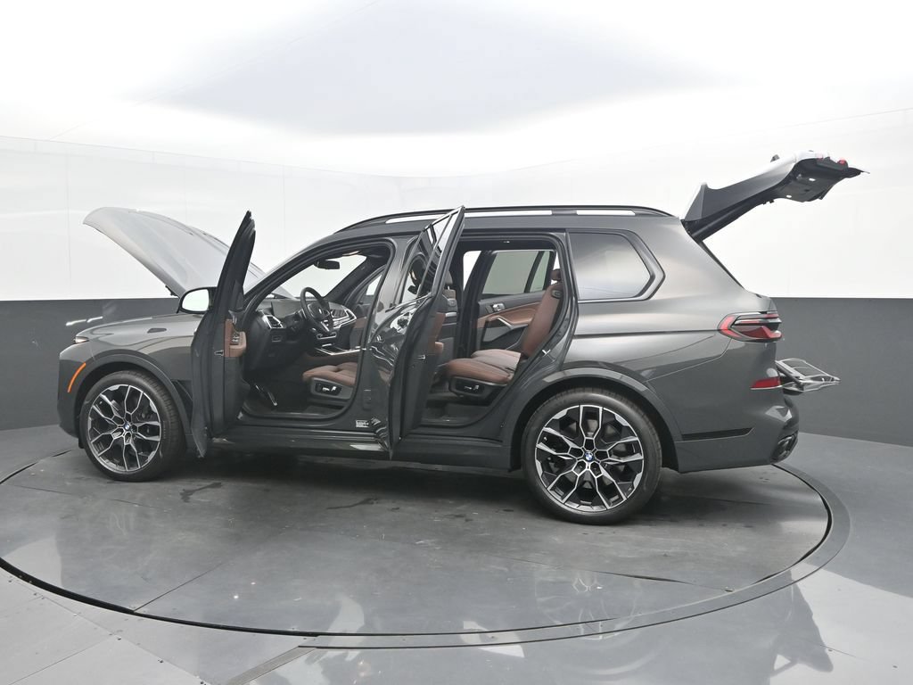 New 2027 BMW X7 M60i AWD/4WD image 52