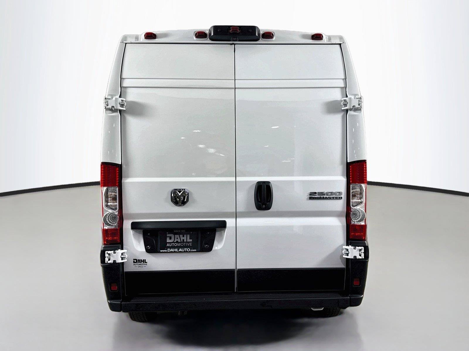 Used 2023 RAM ProMaster 2500 FWD image 12