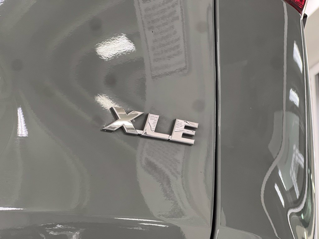 Certified 2022 Toyota RAV4 XLE w/ Convenience Package FWD image 10