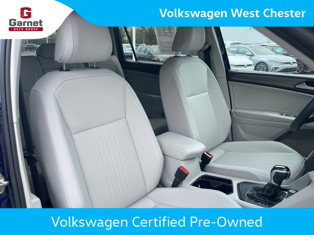 Certified 2023 Volkswagen Tiguan SE FWD image 32
