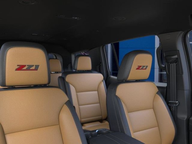 New 2027 Chevrolet Traverse Z71 w/ LPO, Floor Liner Package AWD/4WD image 26