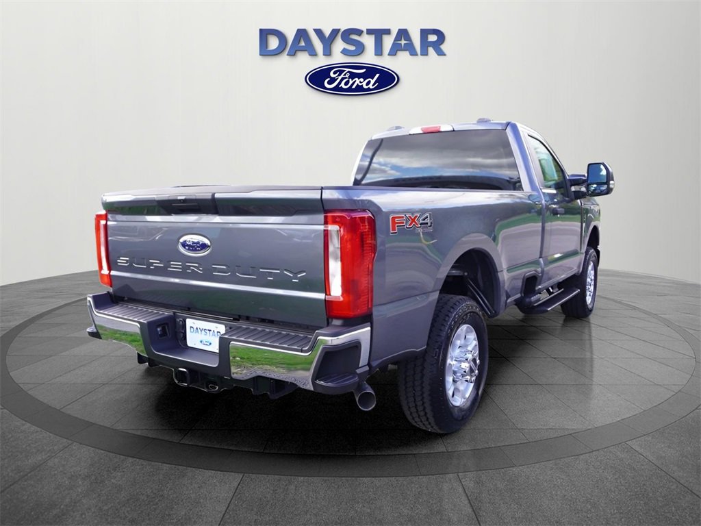 New 2026 Ford F350 XLT image 4