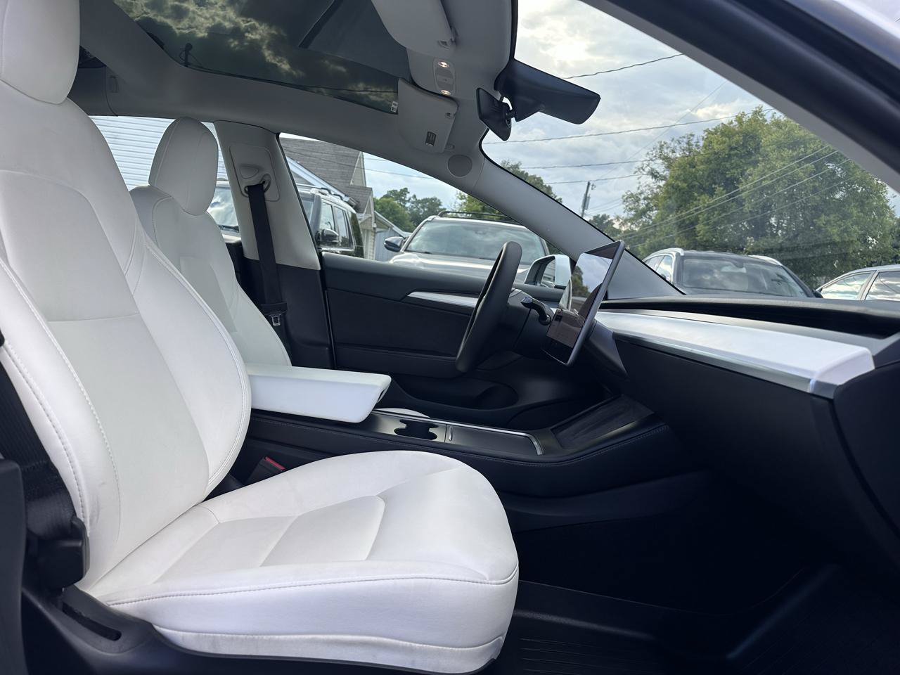 Used 2022 Tesla Model 3 Long Range AWD/4WD image 12