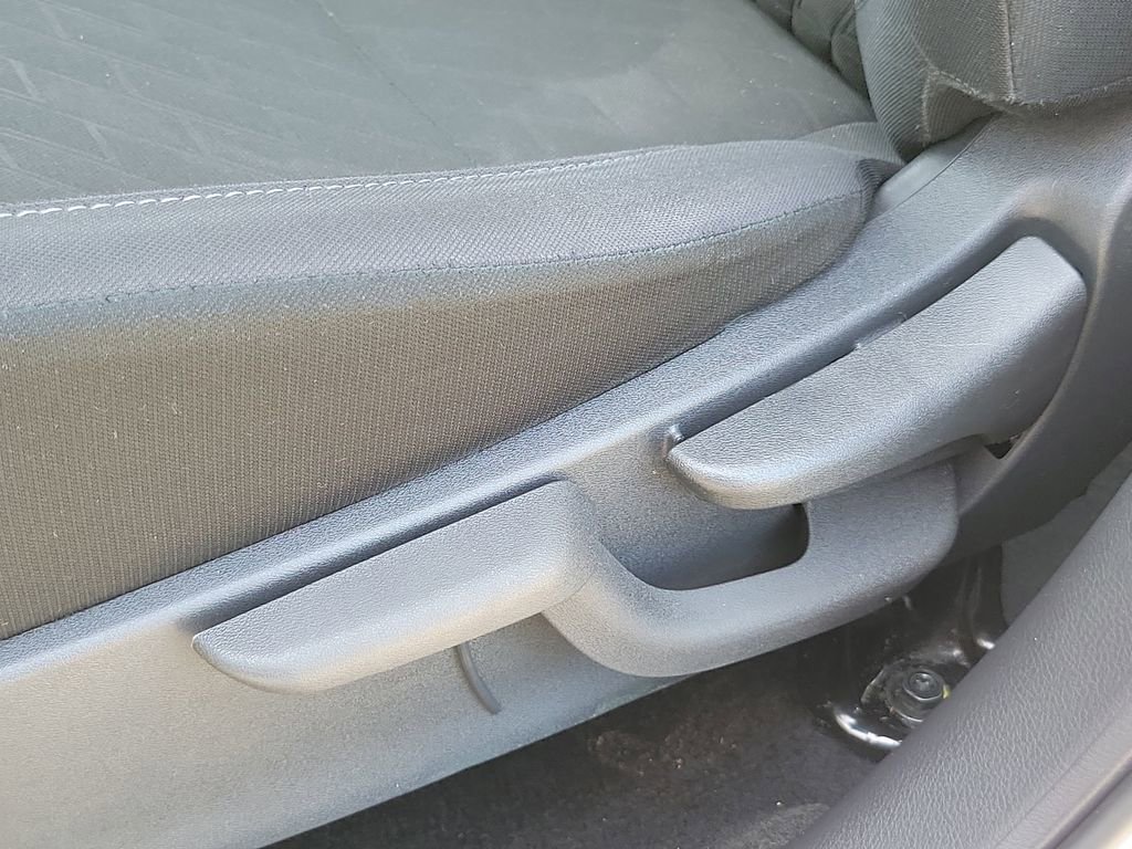Used 2024 Nissan Kicks SV FWD image 21