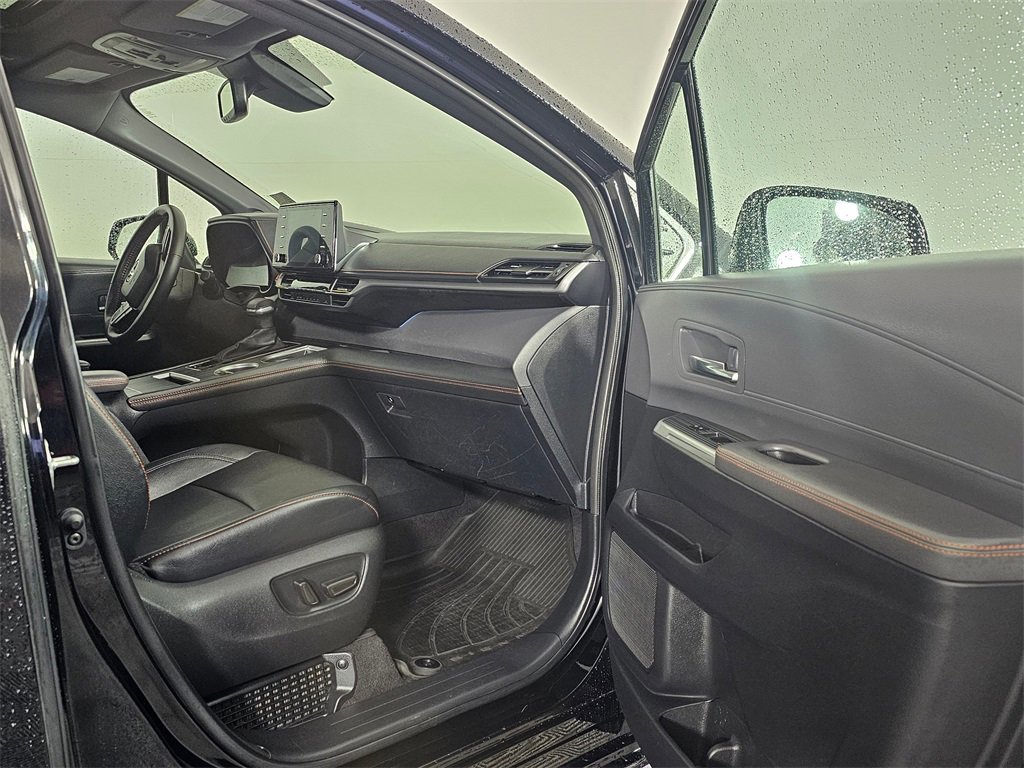 Used 2023 Toyota Sienna XSE image 12