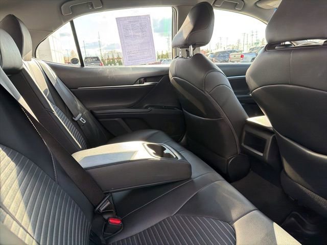 Certified 2018 Toyota Camry SE w/ Convenience Package image 29