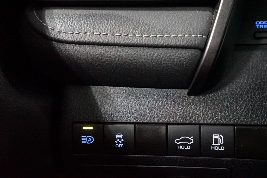 Certified 2024 Toyota Camry SE FWD image 23