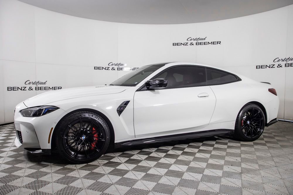 Used 2025 BMW M4 Coupe w/ Executive Package image 10