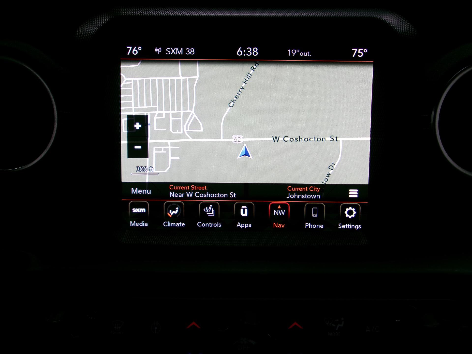 Used 2020 Jeep Wrangler Unlimited Sahara image 4