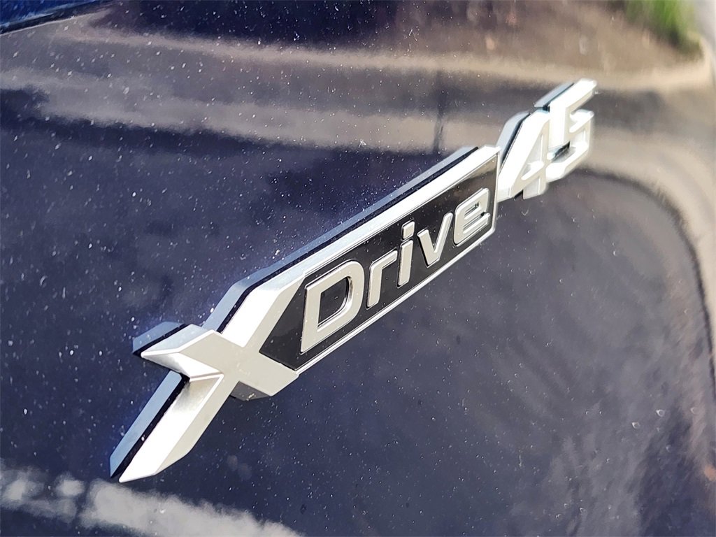 New 2026 BMW iX xDrive45 image 12