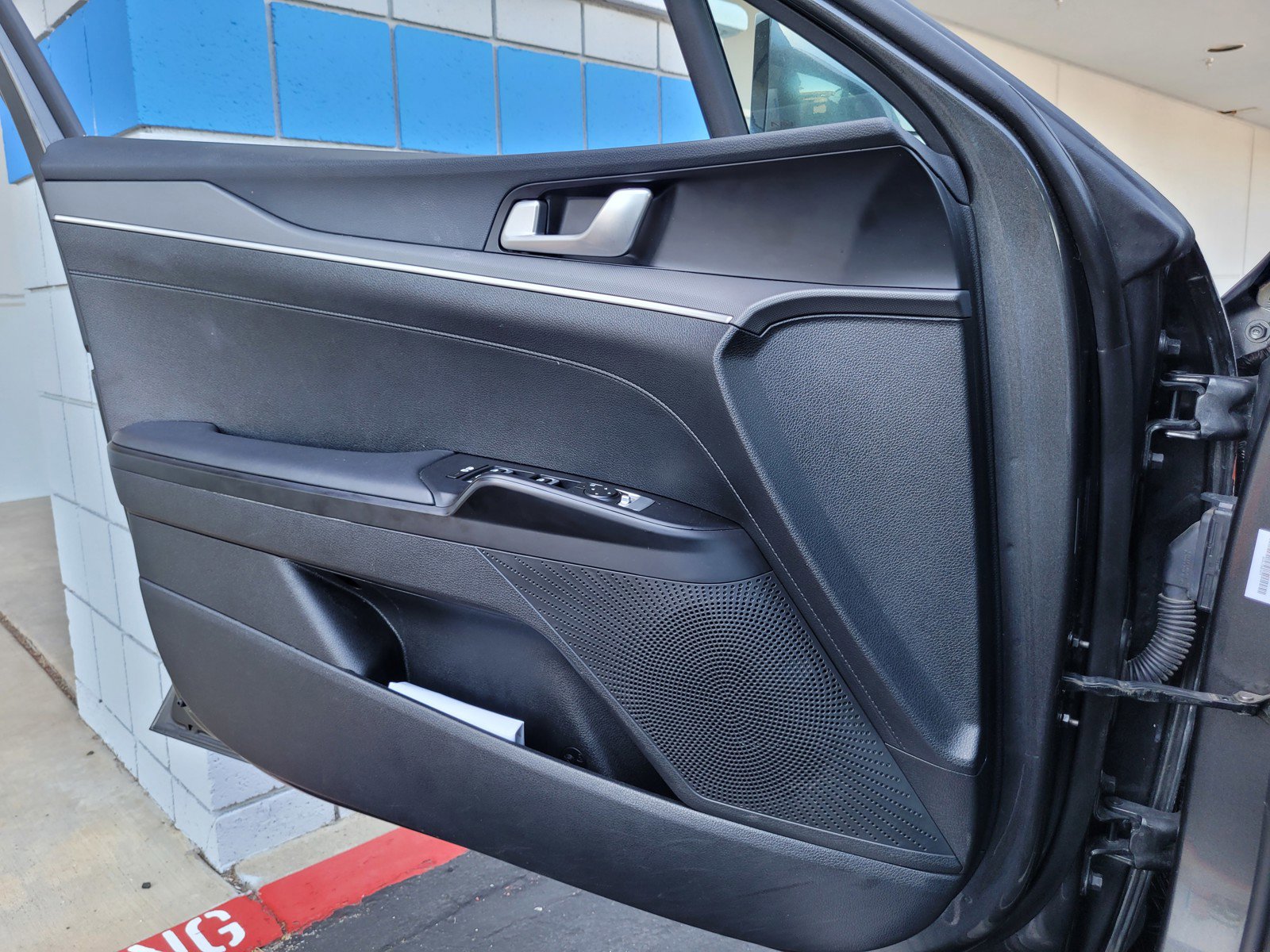 Used 2025 Kia K5 LXS image 25