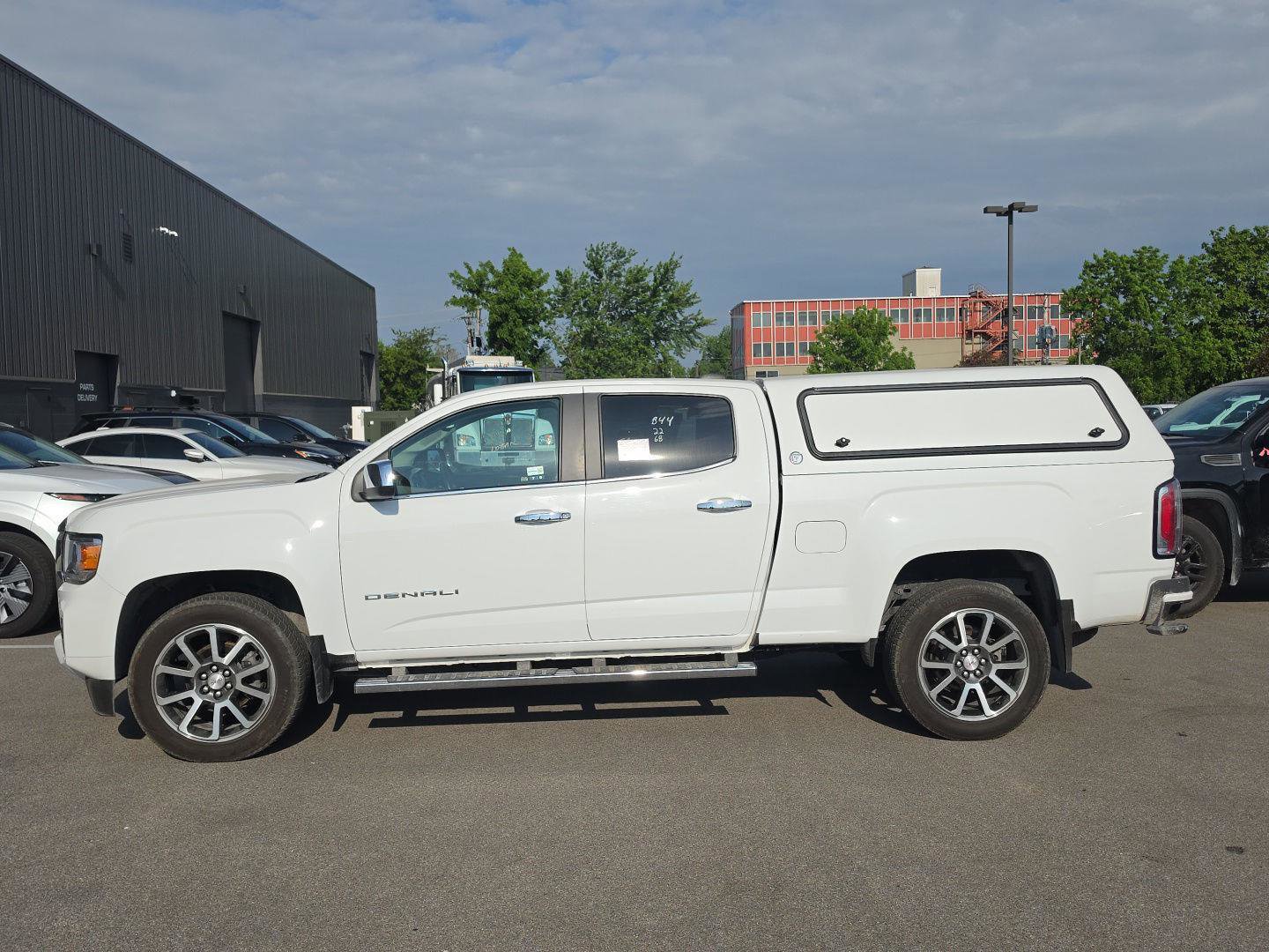 Used 2022 GMC Canyon Denali AWD/4WD image 6