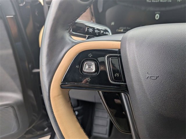 Certified 2022 Lincoln Corsair Reserve w/ Sport Package image 21