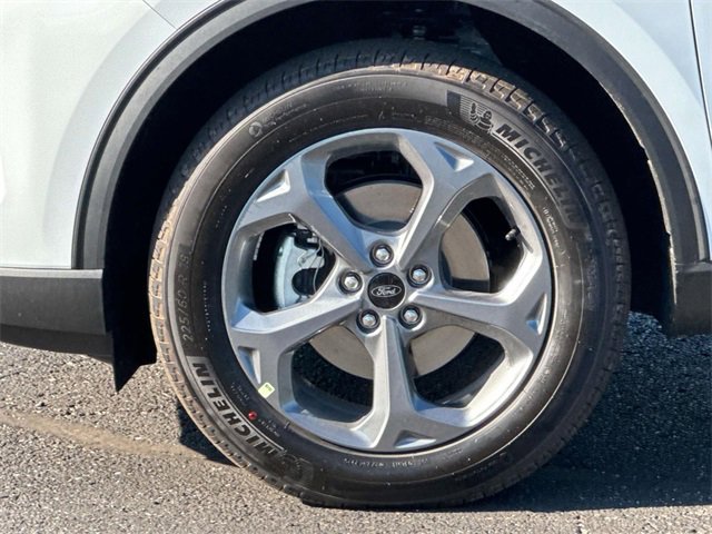 New 2025 Ford Escape ST-Line image 10
