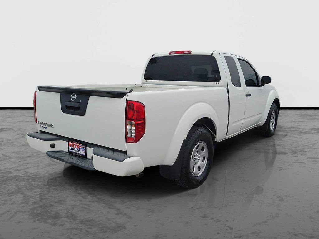Used 2021 Nissan Frontier S RWD image 2