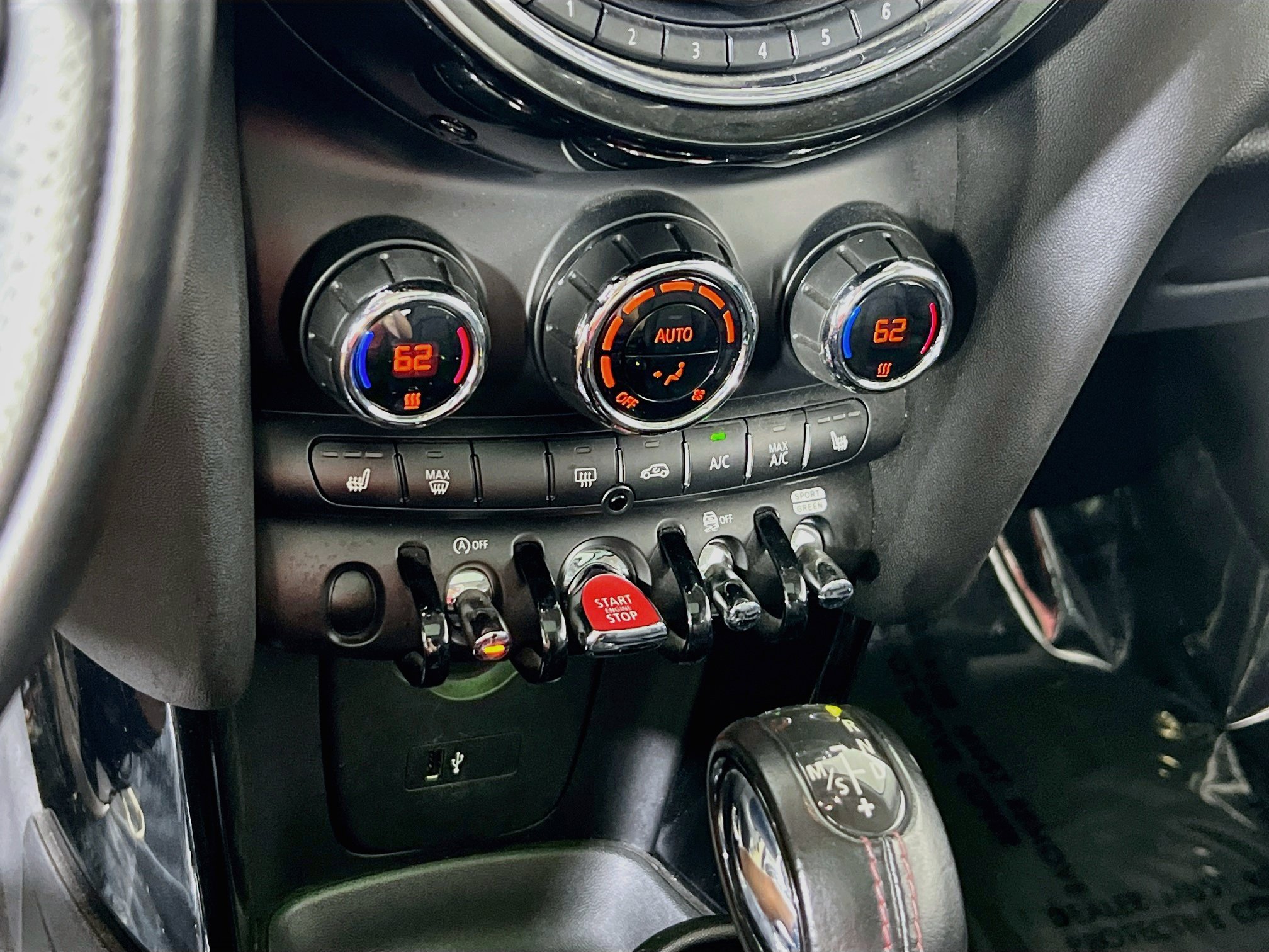 Used 2019 MINI Cooper S FWD image 15